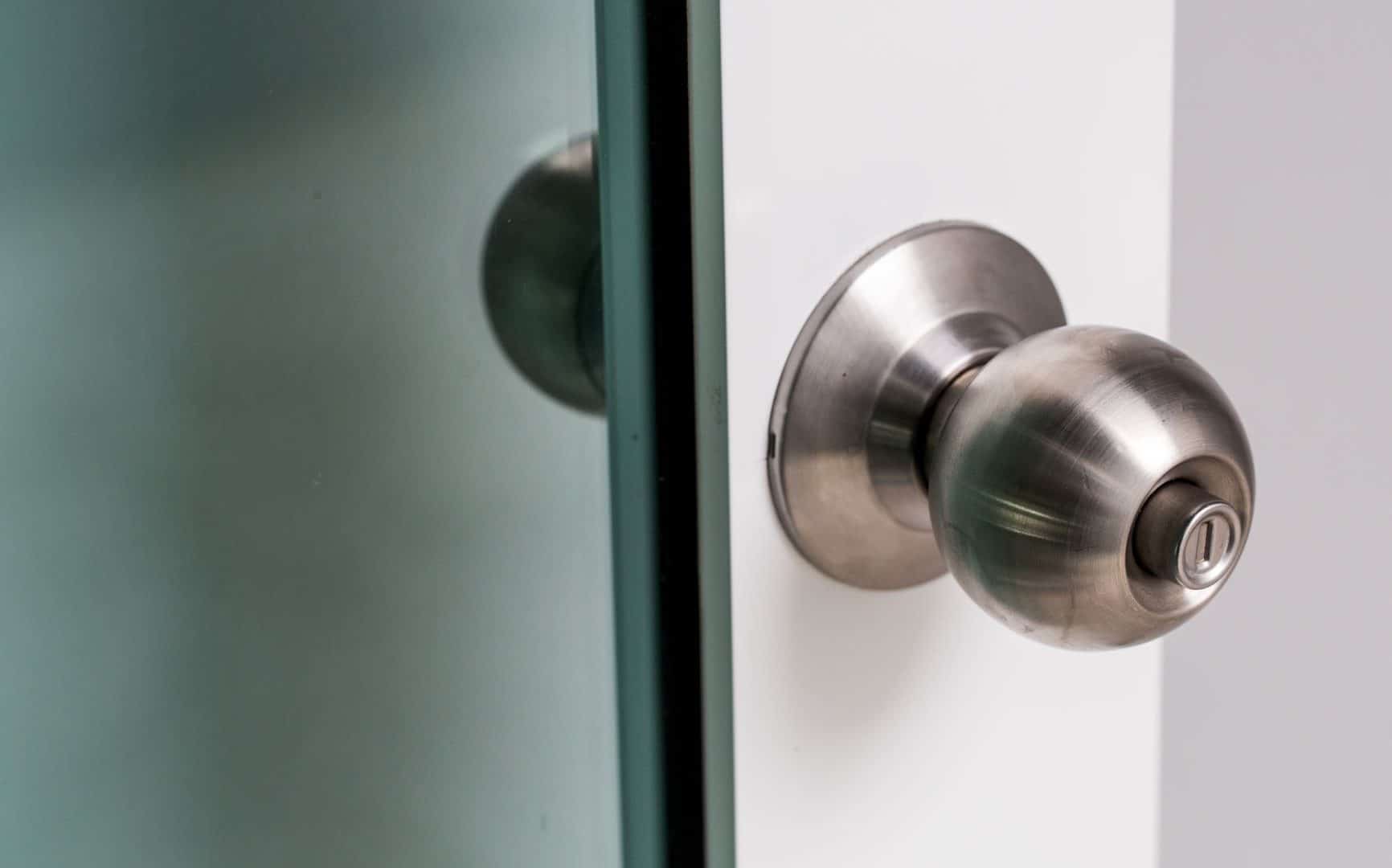 The Doorknob Dilemma