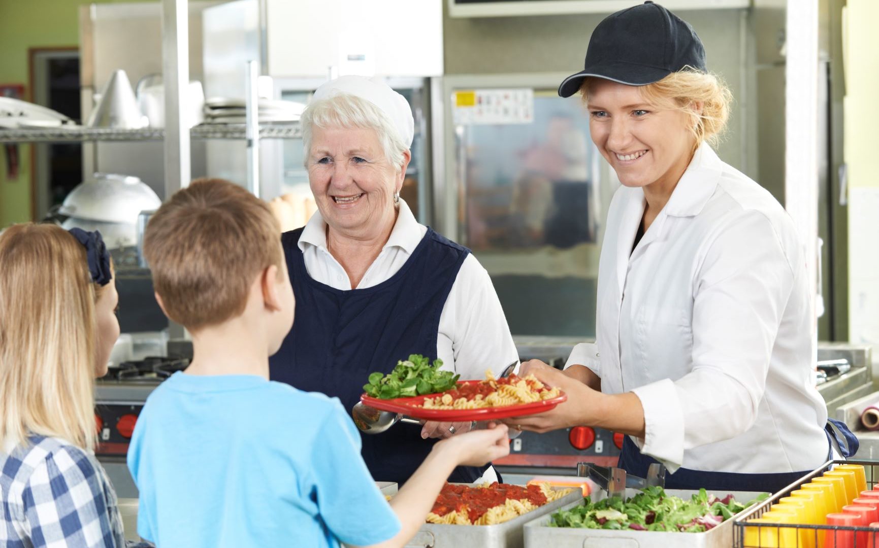 Kitchen Equipment Essentials for School Cafeterias