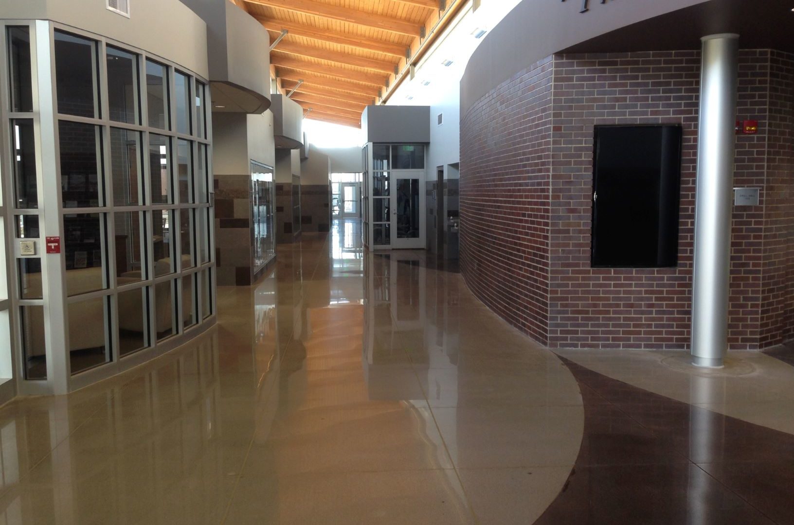 Utilizing Polished Concrete Flooring in Schools