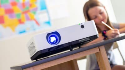 How to Choose the Right Projector for Your Classroom