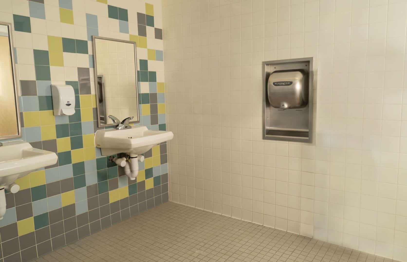 High-Speed, Energy-Efficient Hand Dryers: A Perfect Solution for Schools